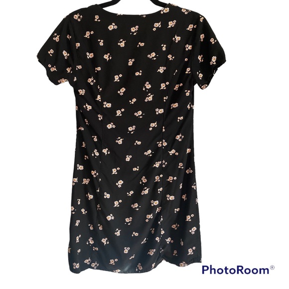 Vans | small black button up v-neck short sleeve floral print dress - Picture 5 of 5